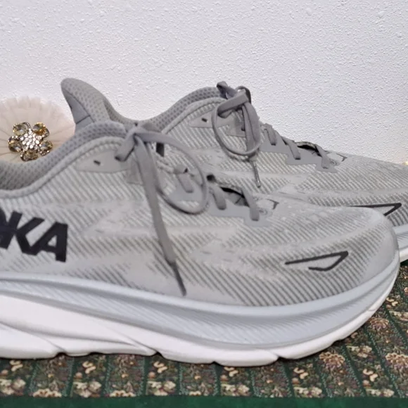 Hoka Clifton 9 Black mens HOKA sz. 12 2E - Picture 4 of 9